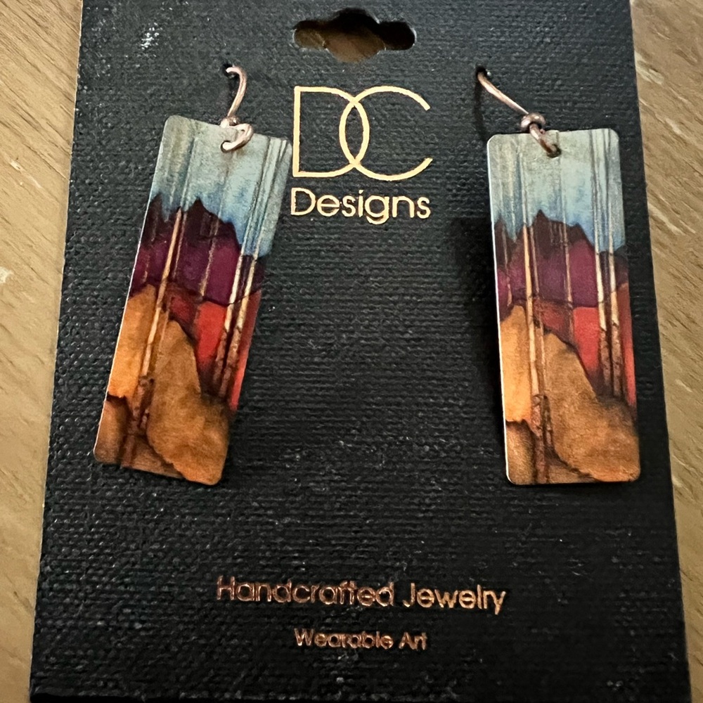 DC Designs handcrafted jewelry wearable art abstract dangle earrings NWT